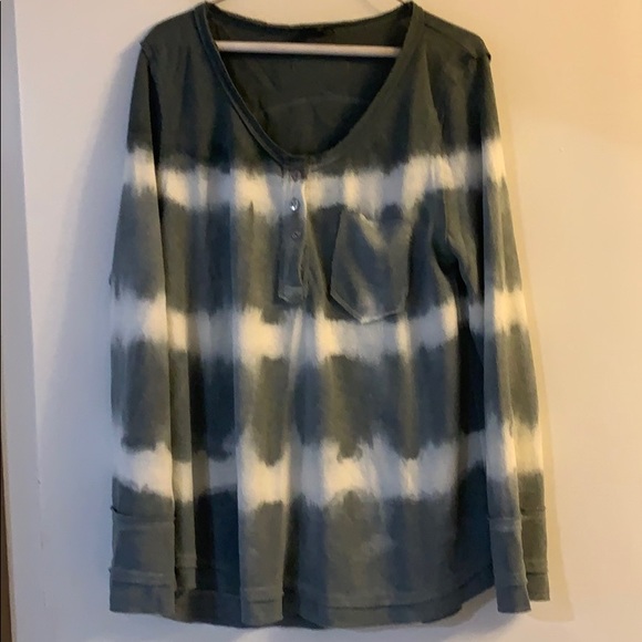 POL Tye Dye top - Picture 6 of 6